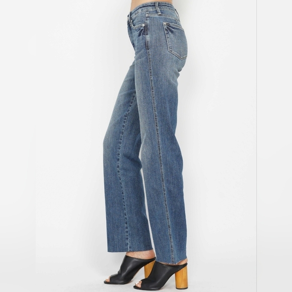 Judy Blue Tummy Control Jeans Mid-Rise Slim Fit Waist Straight Leg Denim Pants - Picture 5 of 11